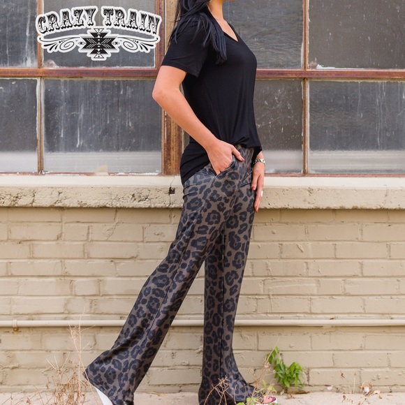 Nwt Crazy Train Leopard Cheetah Pilar 